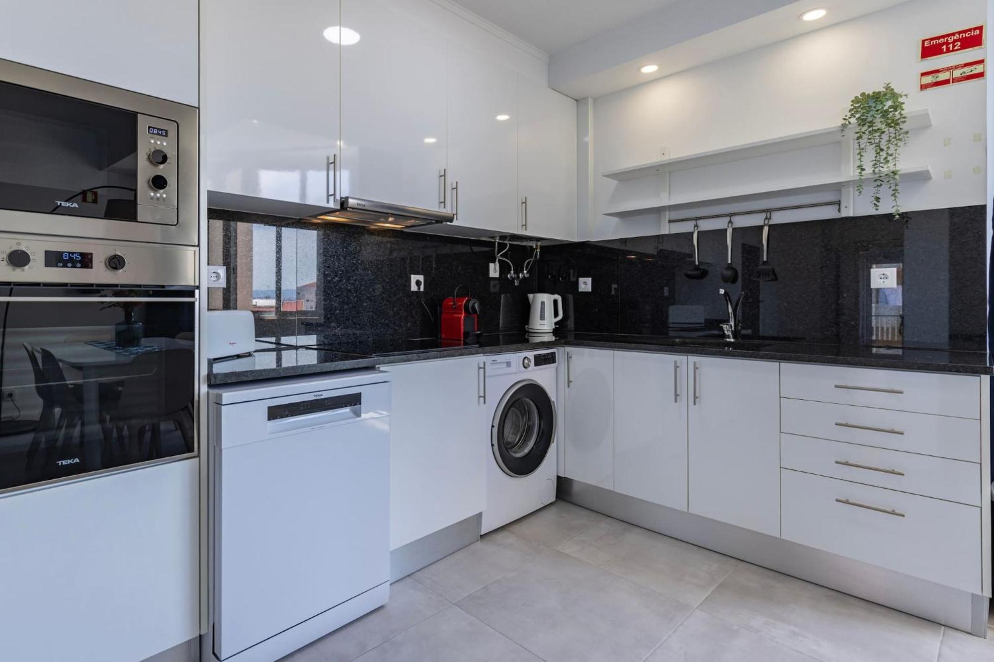Urban Elegance Apartment อัลมาดา ภายนอก รูปภาพ
