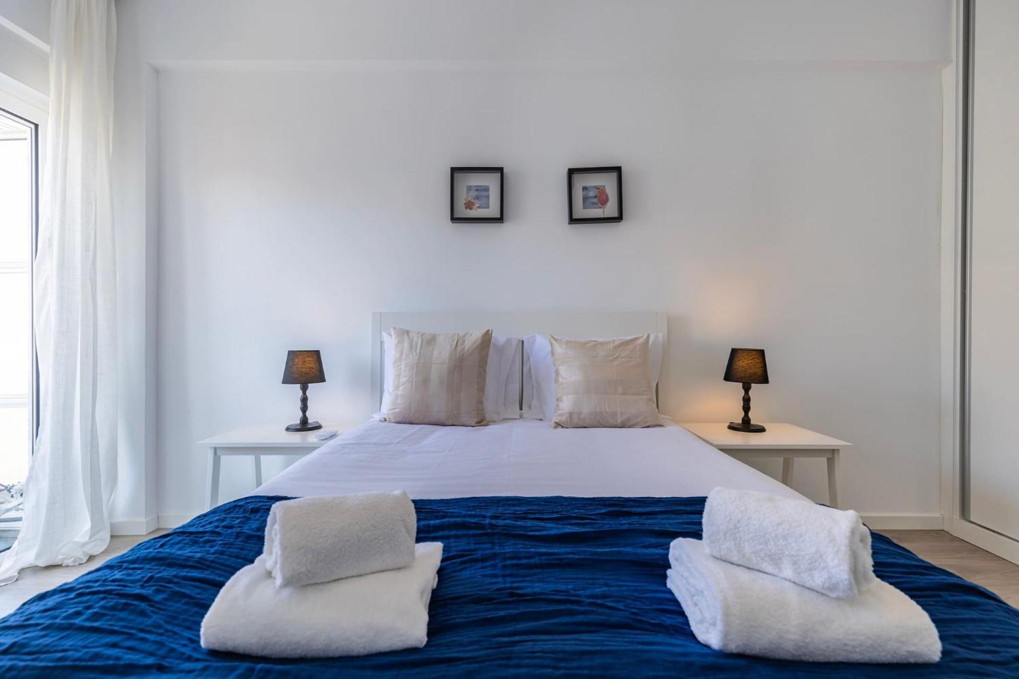 Urban Elegance Apartment อัลมาดา ภายนอก รูปภาพ