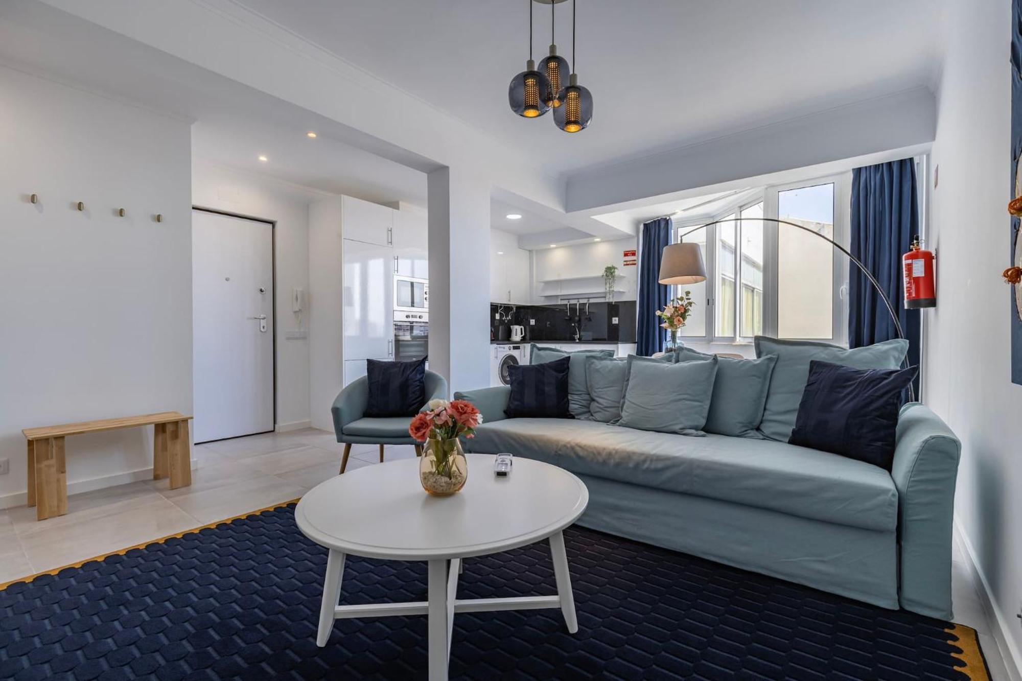 Urban Elegance Apartment อัลมาดา ภายนอก รูปภาพ