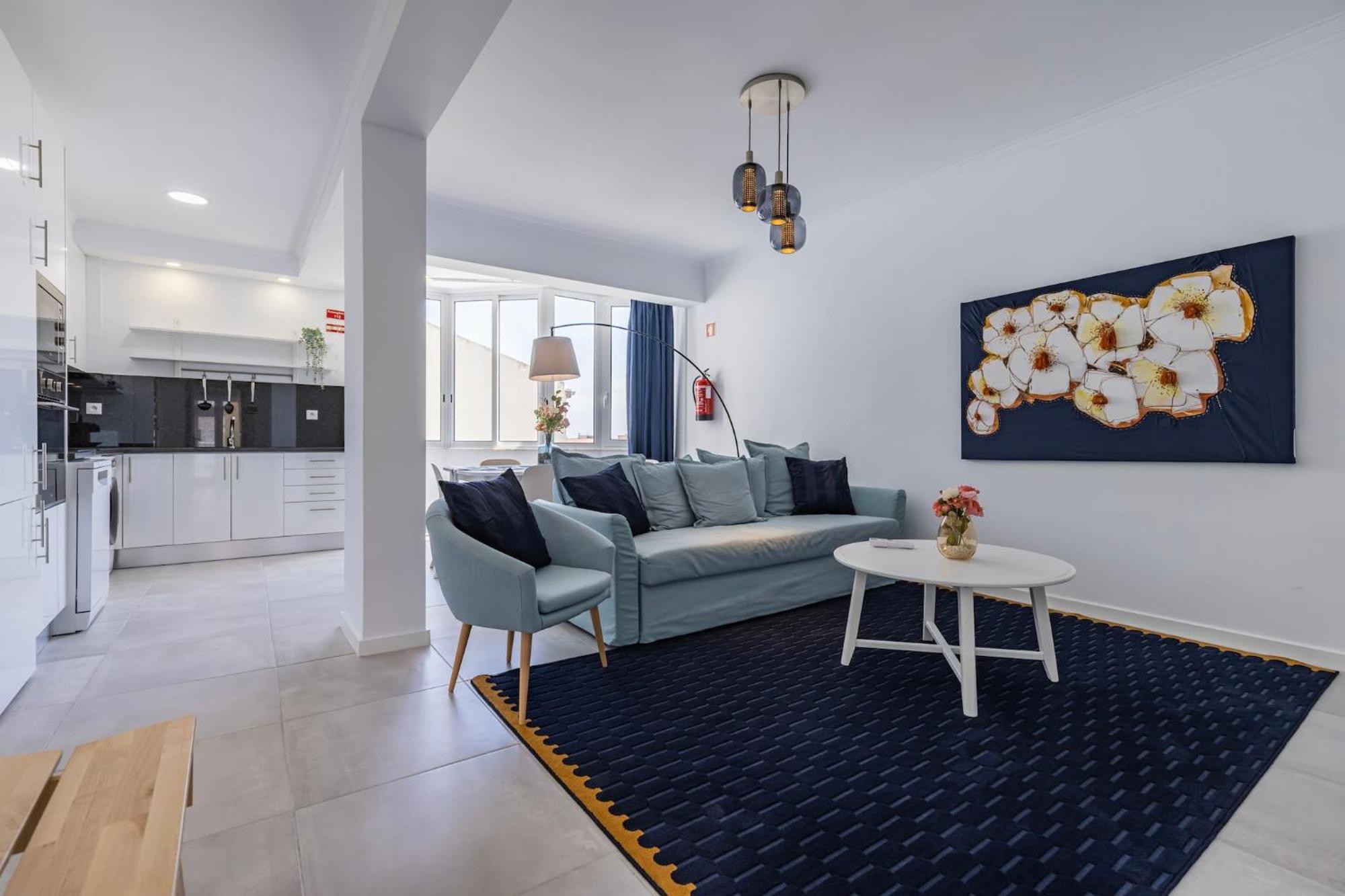 Urban Elegance Apartment อัลมาดา ภายนอก รูปภาพ